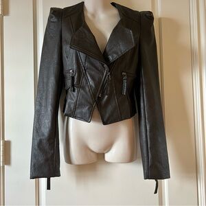 NWT Gorgeous Brown Faux Leather Moto Jacket, Sharp Shoulders, Very Detailed, S/M